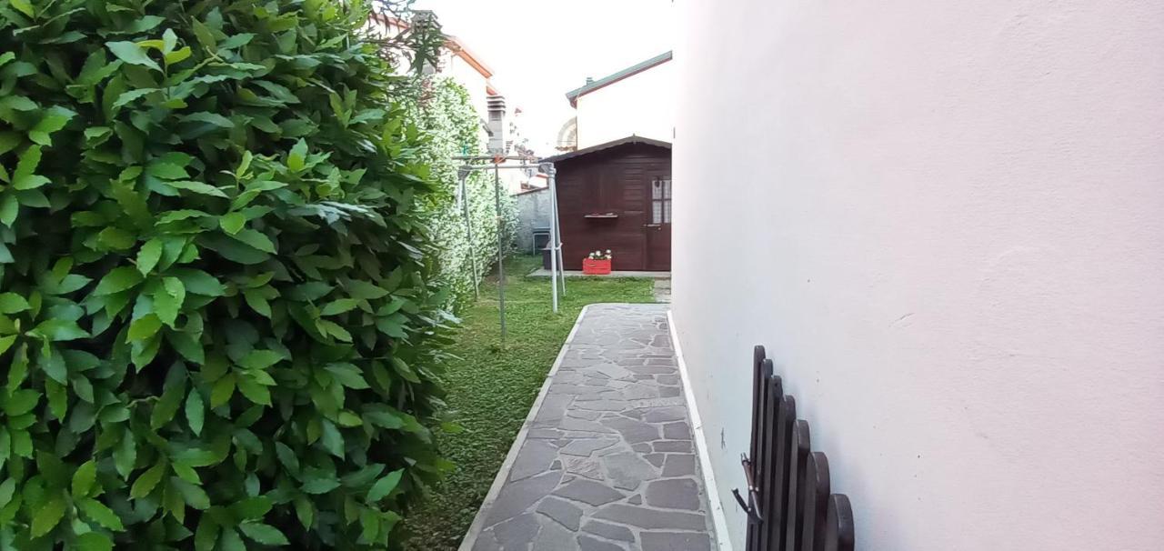 Locazione Mimosa Con Giardino Villa Ostellato Exterior foto